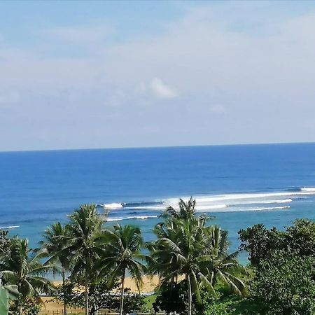 Majestic Puraran Beach Resort Baras  Exterior photo