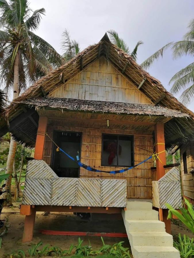 Majestic Puraran Beach Resort Baras  Exterior photo